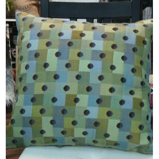 Cushion The dotted tile
